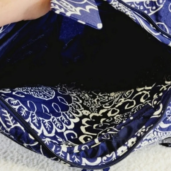 VERA BRADLEY Twirly Birds Navy Blue Laptop Backpack - Picture 10 of 12